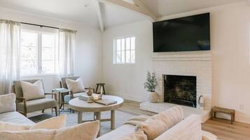 Smart-TV, Stereoanlage