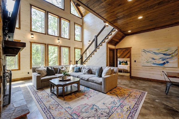 Smart TV, chimenea, videojuegos, reproductor de DVD