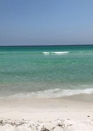 Beach - Navarre Beach Getaway! Stay for FREE if you move to Navarre! (Navarre)