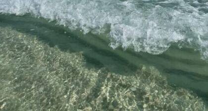 Navarre Beach Getaway! Stay for FREE if you move to Navarre!