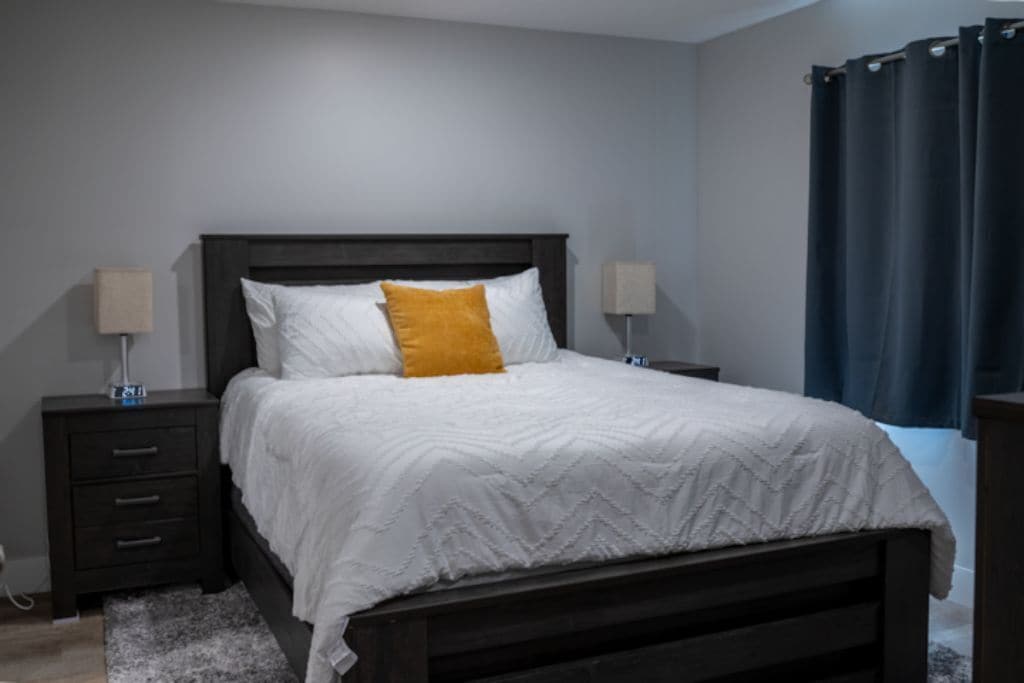 1 chambre, fer et planche à repasser, lit parapluie, Wi-Fi gratuit