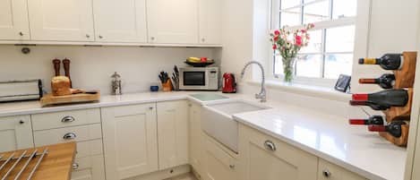 Fridge, dishwasher, electric kettle, toaster