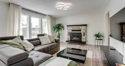 North Okanagan Jewel with hot tub