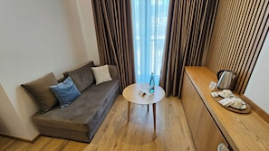 Standard Double Room, Non Smoking | Living area | Smart TV - SIBB Hotel (Tirana)