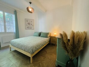 2 chambres, lit de bébé portatif, accès au Wi-Fi (inclus)
