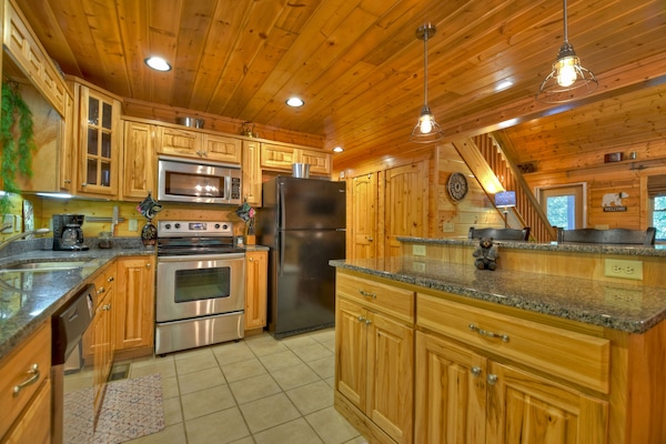 Frigorífic, microones, forn i placa de cuina