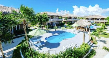 Gorgeous 1 Bedroom Oceanfront at Sapphire Beach Resort in Ambergris Caye, Belize