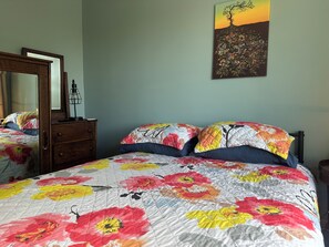 2 chambres, lit parapluie, Wi-Fi, draps fournis