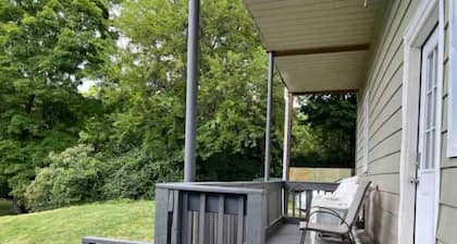 Cozy Riverfront w/Balcony-Fish/Hunt/Golf