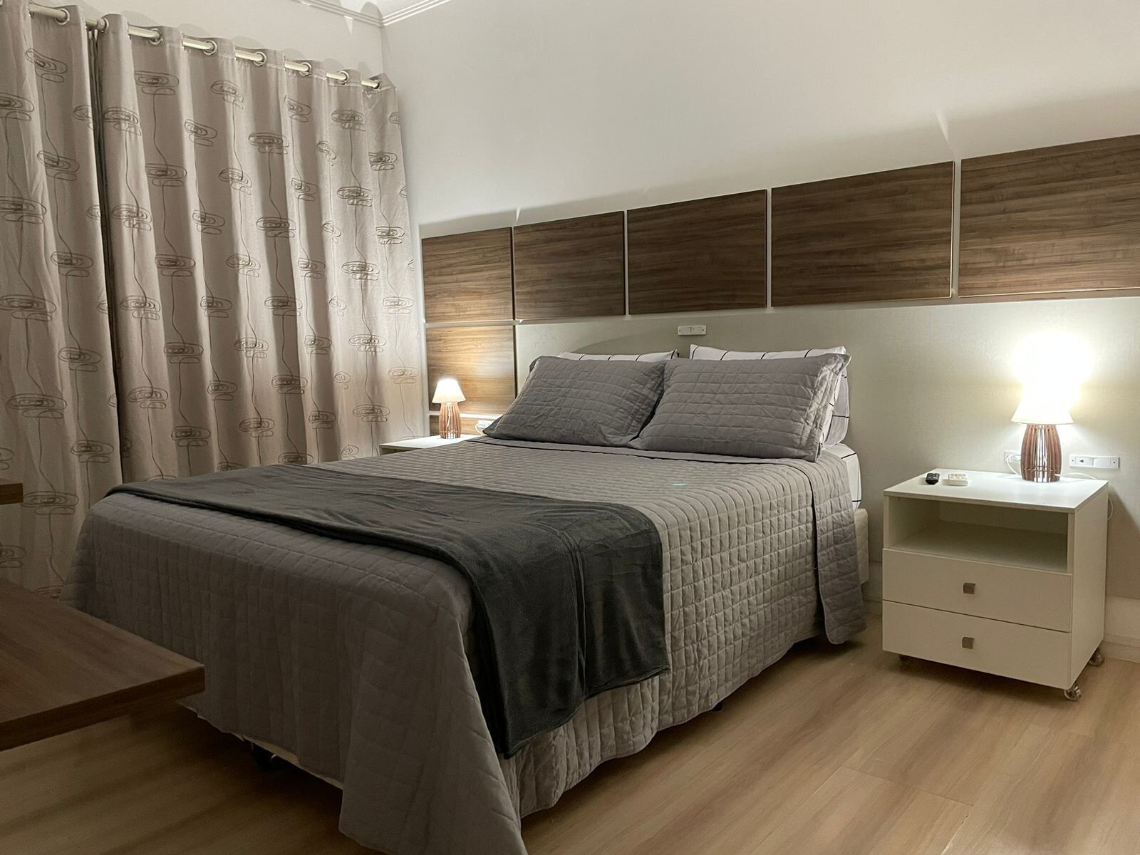 Departamento | Cortinas blackout, tabla de planchar con plancha y wifi gratis 