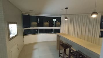 Apartamento | Cozinha privada | Micro-ondas