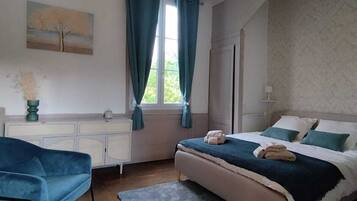 6 habitaciones, tabla de planchar con plancha y wifi gratis