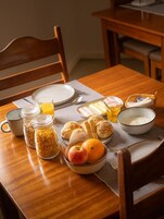 Desayuno continental gratuito y diario