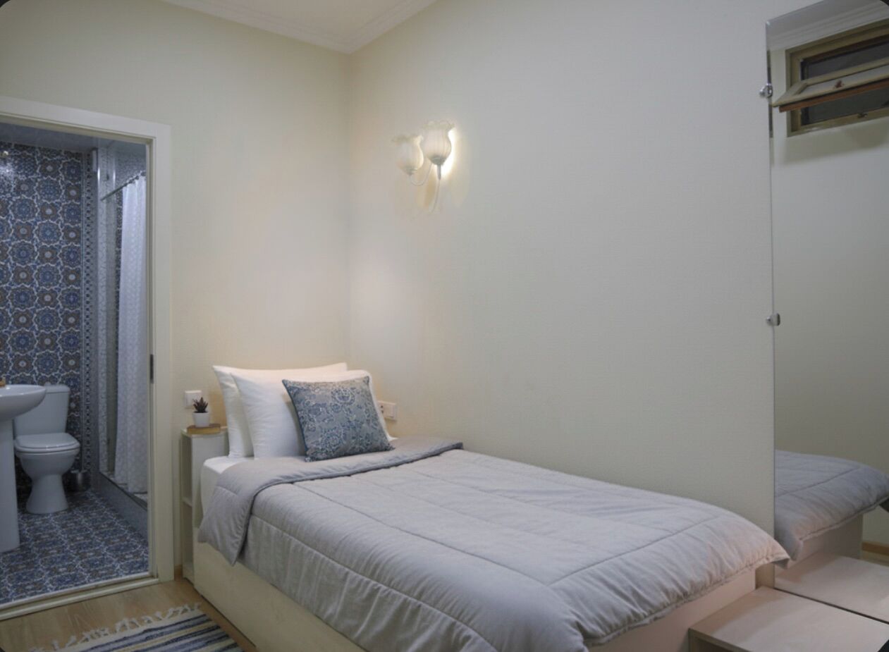 Economy Room | Blackout drapes, soundproofing, iron/ironing board, free WiFi