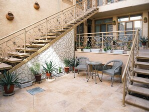 Courtyard view - Oasis Boutique Hotel (Bukhara)