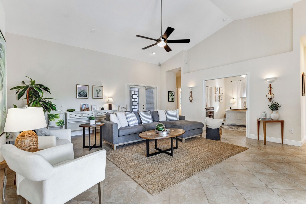 Photo 23 of Special Offer: Cozy 3BR Retreat with Private Pool & Lakeview – Hot Deal Today!