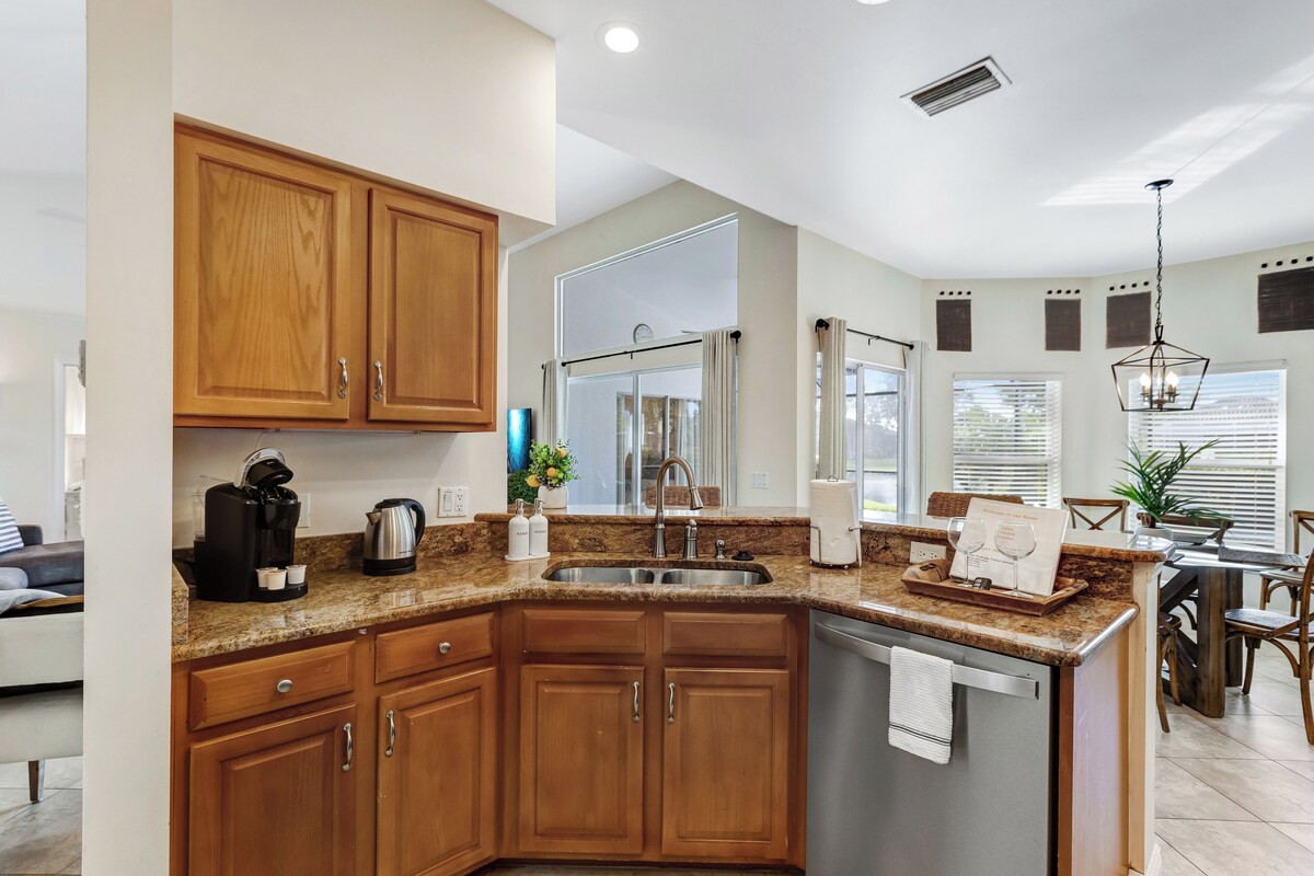 Photo 11 of Special Offer: Cozy 3BR Retreat with Private Pool & Lakeview – Hot Deal Today!