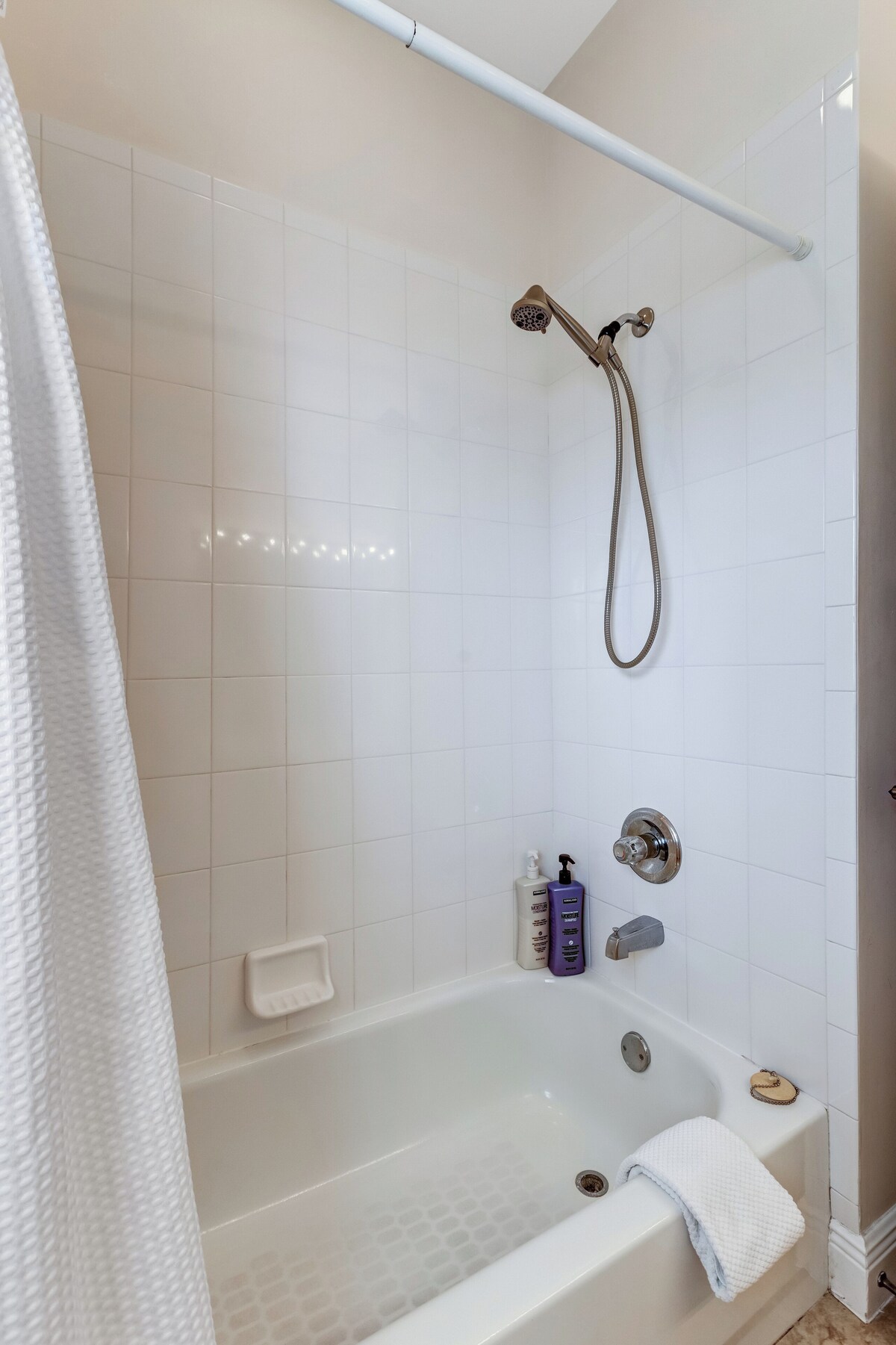 Photo 26 of Special Offer: Cozy 3BR Retreat with Private Pool & Lakeview – Hot Deal Today!