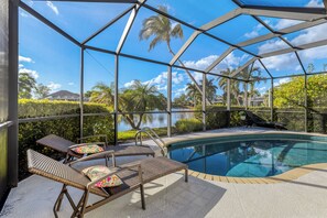 Piscina externa, piscina aquecida