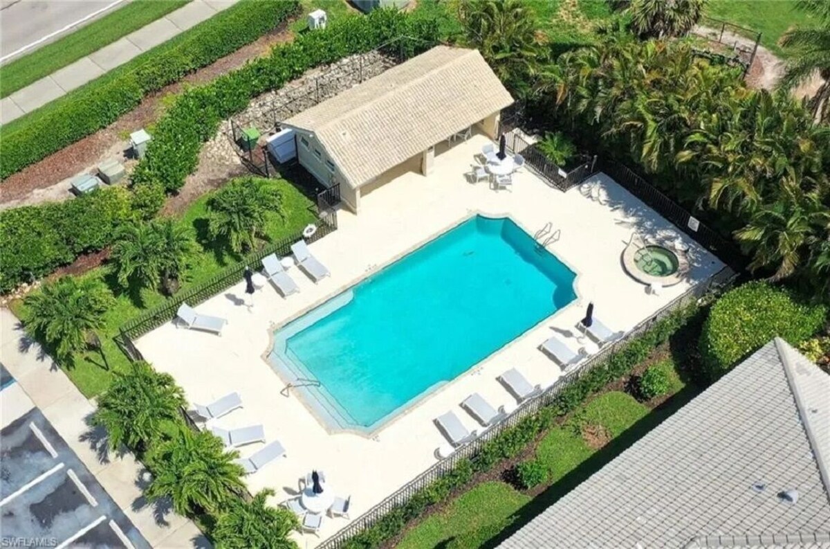 Photo 47 of Special Offer: Cozy 3BR Retreat with Private Pool & Lakeview – Hot Deal Today!