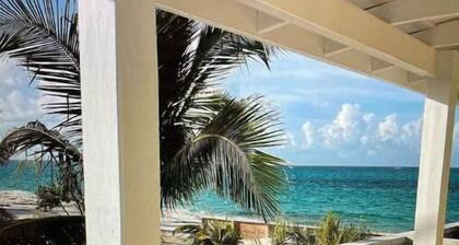 Ocean Pearl On The Beach Villa , ManOWar Cay, Abaco, Bahamas