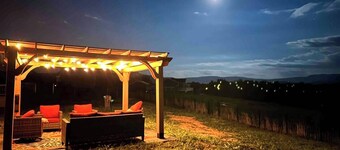 Sunset Haven - 10 min from Skyline Drive. Hot Tub