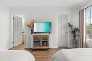 2 bedrooms, iron/ironing board, WiFi, bed sheets