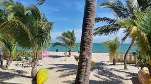 A la platja, gandules de platja i tovalloles de platja 