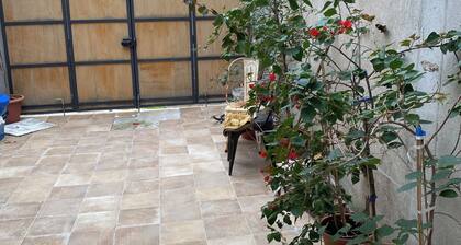 STUDIO 18 centre of old town two minuted close to seaside