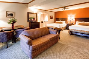 Room - Sitzmark Lodge Deluxe Room 2 Queen Beds (Vail)