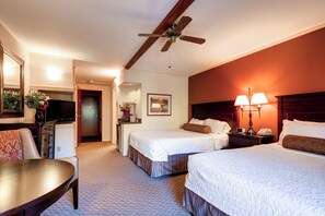 1 camera, una cassaforte in camera, una scrivania, ferro/asse da stiro