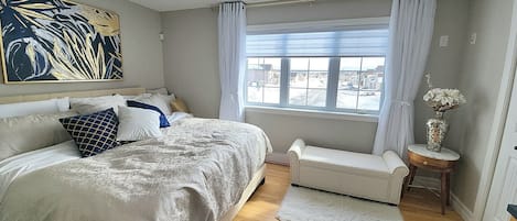 3 bedrooms, WiFi, bed sheets