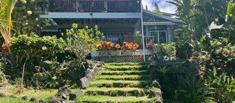 Holualoa Garden Studio