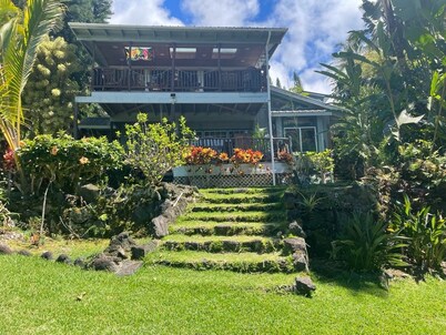 Holualoa Garden Studio