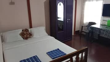 1 habitación, wifi y ropa de cama