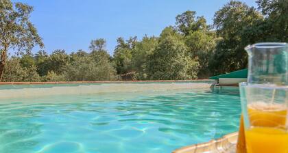 Los Chozos Cazalla de la Sierra by Ruralidays