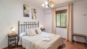 3 bedrooms, iron/ironing board, travel cot, WiFi