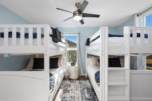 5 habitaciones, escritorio, tabla de planchar con plancha y wifi gratis 