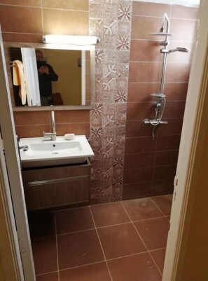 Shower, towels, soap