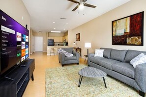 Living area - Private 1BR APT Downtown by RiverWalk (San Antonio)