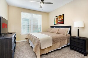 Room - Private 1BR APT Downtown by RiverWalk (San Antonio)