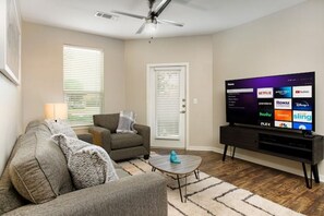 Living area - Private 2BR APT Downtown By RiverWalk (San Antonio)