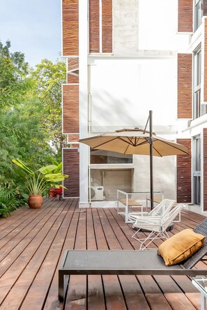 Terrace/patio - Design Apartment, 2 Bedroom, Deck and Garden View (Tulum)