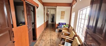 White clouds - Apartment 4