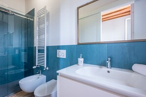 Regadera y bidet