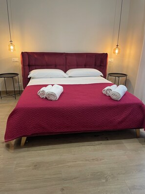 Superior-Doppelzimmer, Nichtraucher, eigenes Bad | Zimmersafe, Schreibtisch, Verdunkelungsvorhänge, Bügeleisen/Bügelbrett