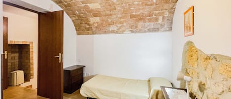 2 Schlafzimmer, BĂŒgeleisen/BĂŒgelbrett, WLAN