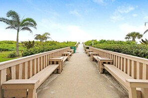 Unclassified image, 3 of 36, button