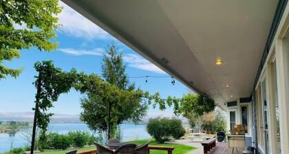 Columbia River Waterfront with Private Dock near Gamble Sands Golf Course!