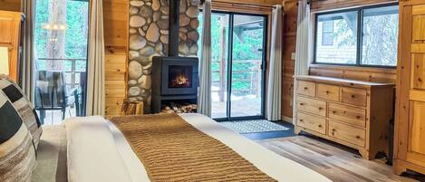 4 室のベッドルーム、アイロン / アイロン台、旅行用ベビーベッド、WiFi